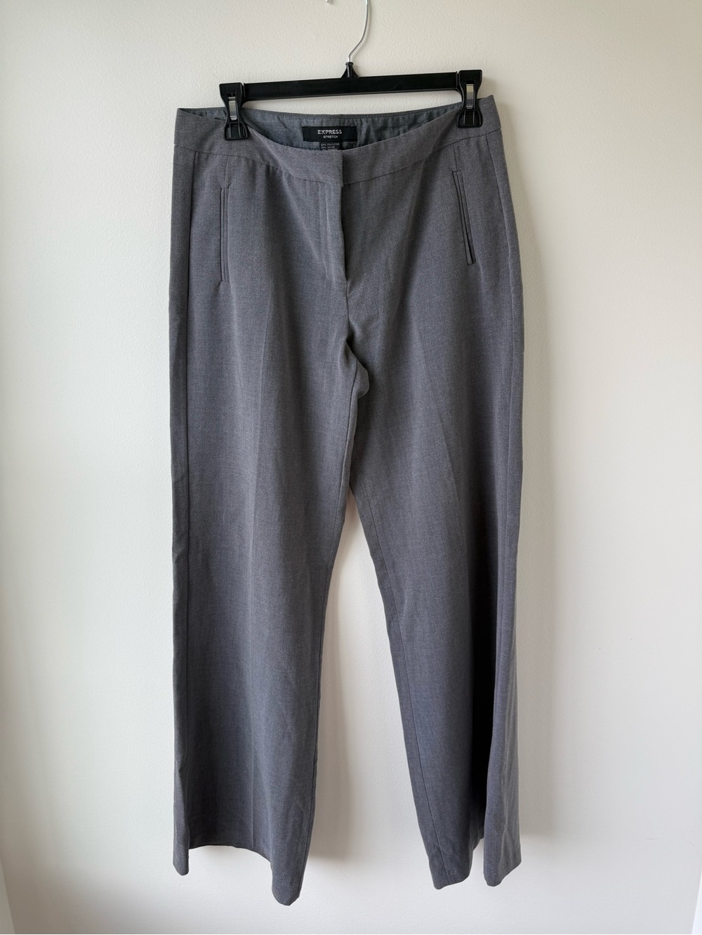 Express Women’s Gray Straight Leg Dress Pants
